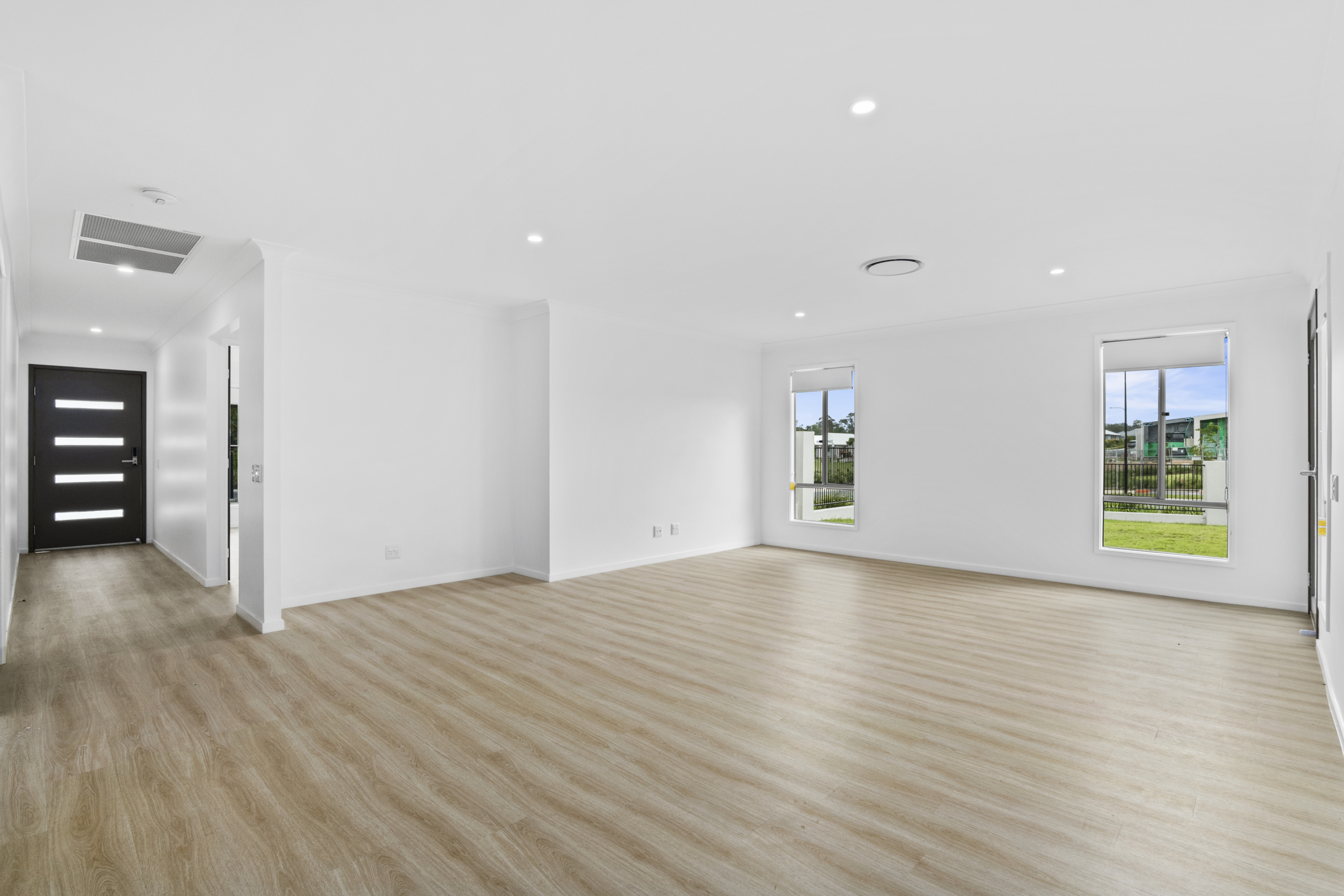 Flagstone, QLD – Improved Liveability House — Home image 9
