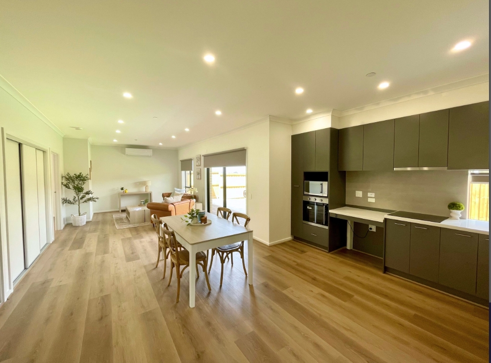 WYLIE HPS - CHARLEMONT, VIC — Home image 2