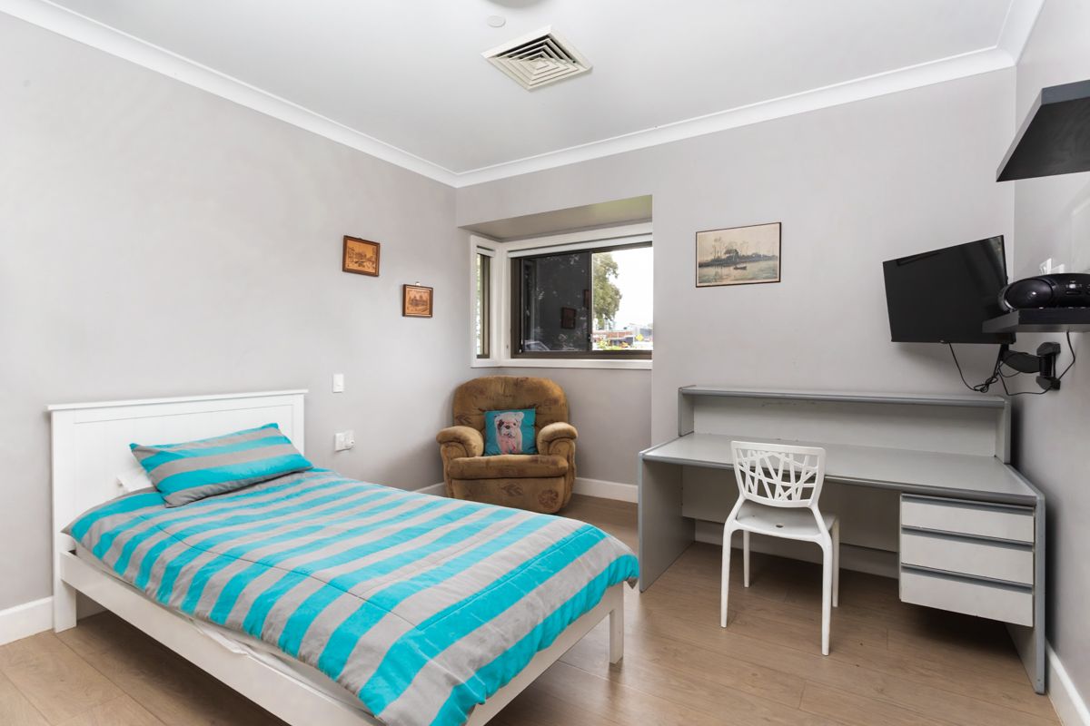 Immaculately presented purpose-built home in Gorokan, Central Coast — Home image 7