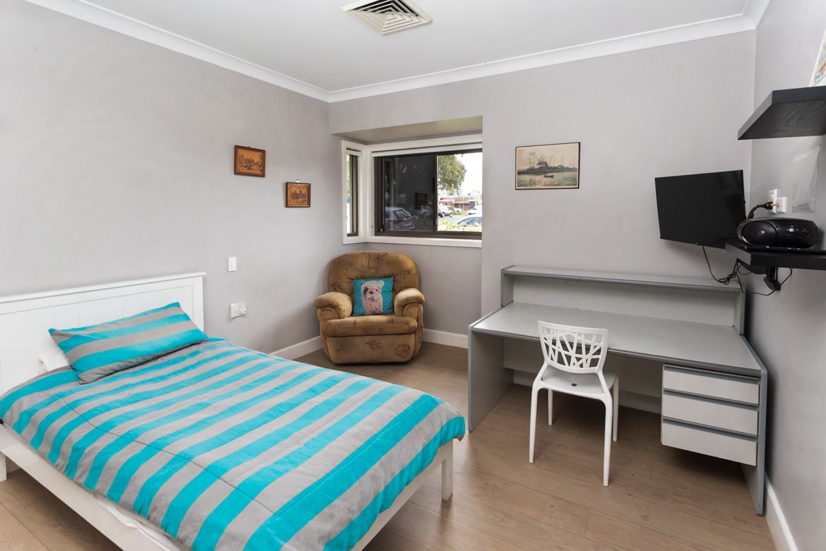 Immaculately presented purpose-built home in Gorokan, Central Coast — Home image 40