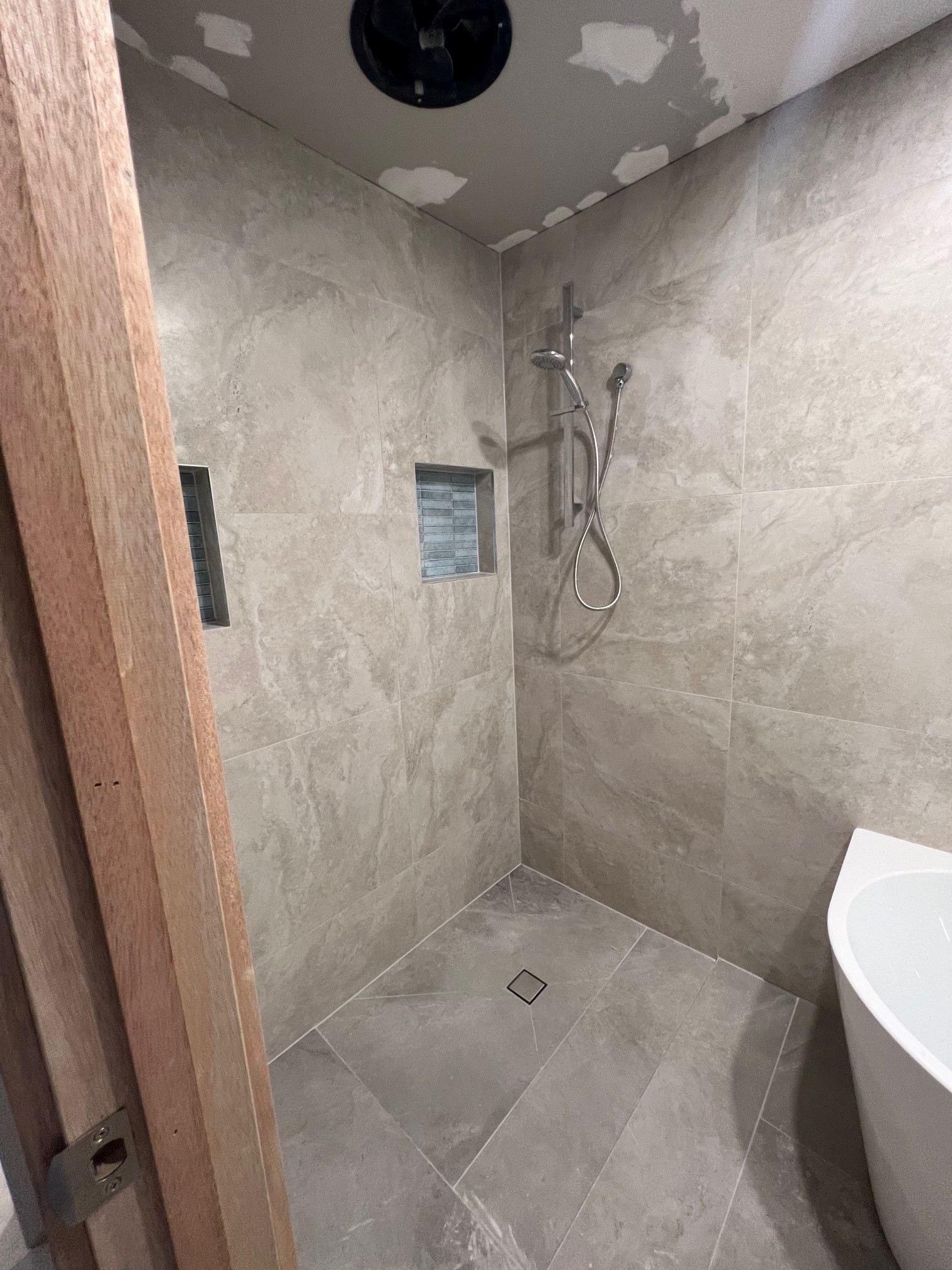 Accessible SIL Accommodation with Two Vacant Rooms on Adams Road, Craigmore — Home image 3