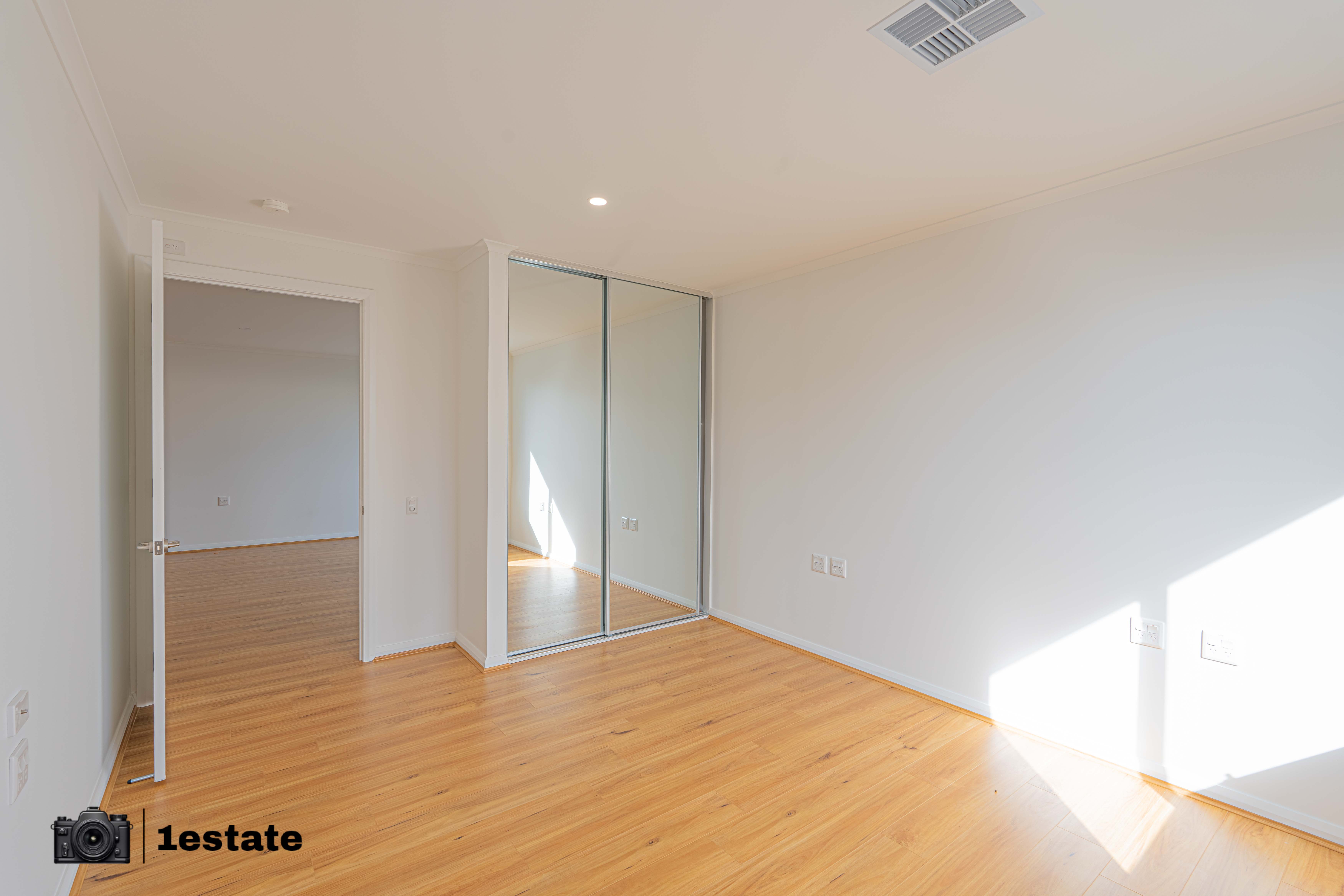 High Physical Support/Fully Accessible - Brand New - Gilles Plains 5086 — Home image 5