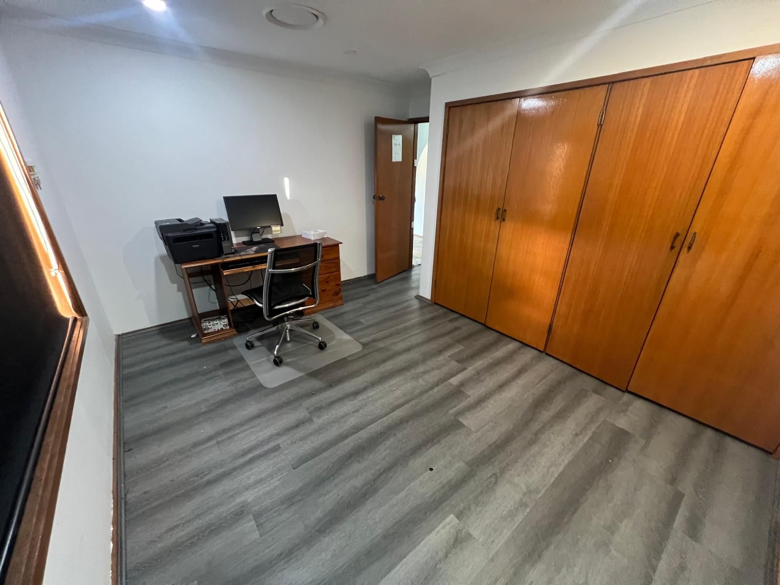 SIL Home in Schofields — Home image 7