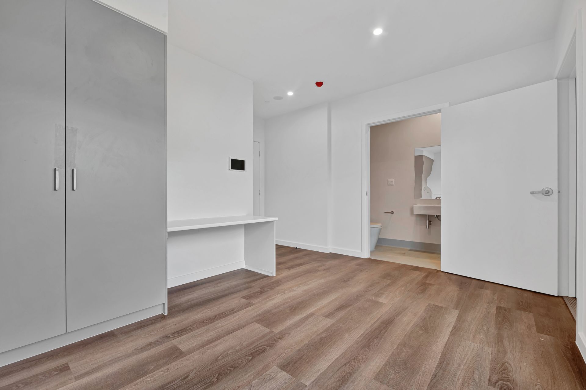 Live with Confidence in Sebastopol, Ballarat – High Physical Support SDA with Ensuite & OOA — Home image 11
