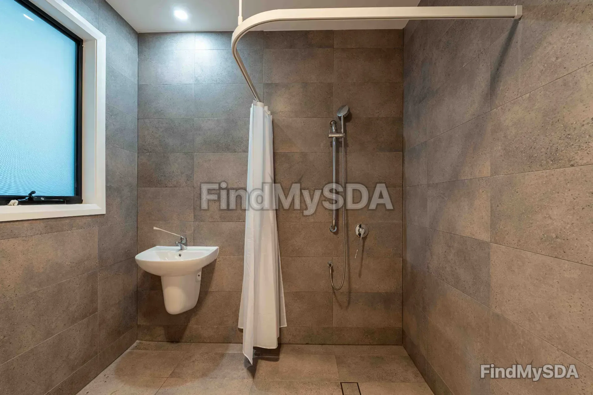 5-Tolley — Home image 4