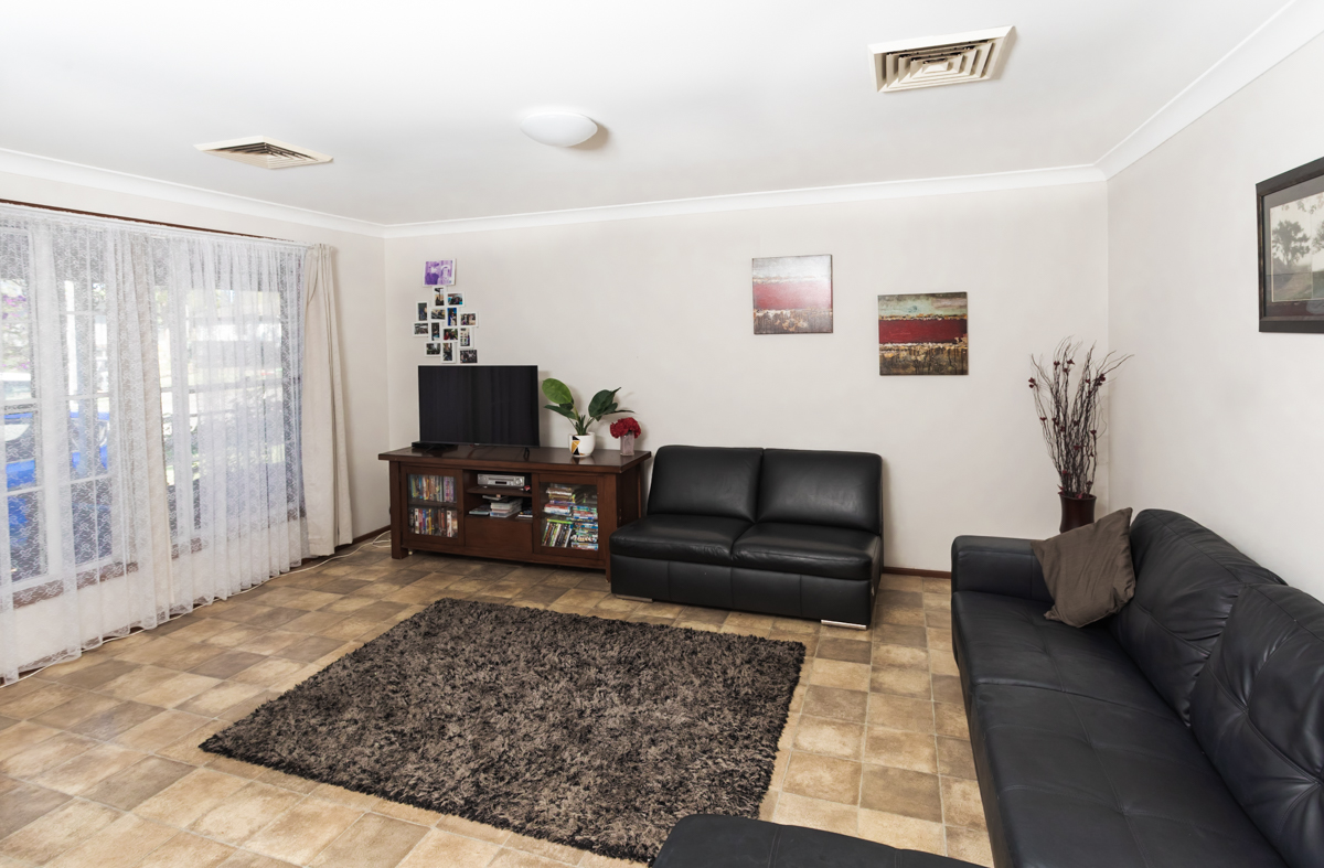 Well-presented home in Budgewoi — Home image 2