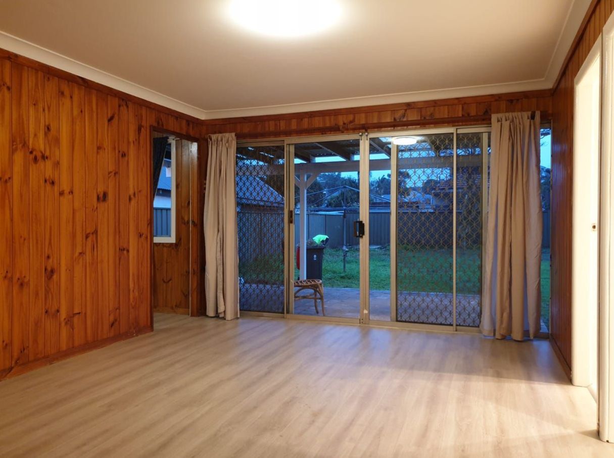 SIL Home in Rockdale — Home image 3