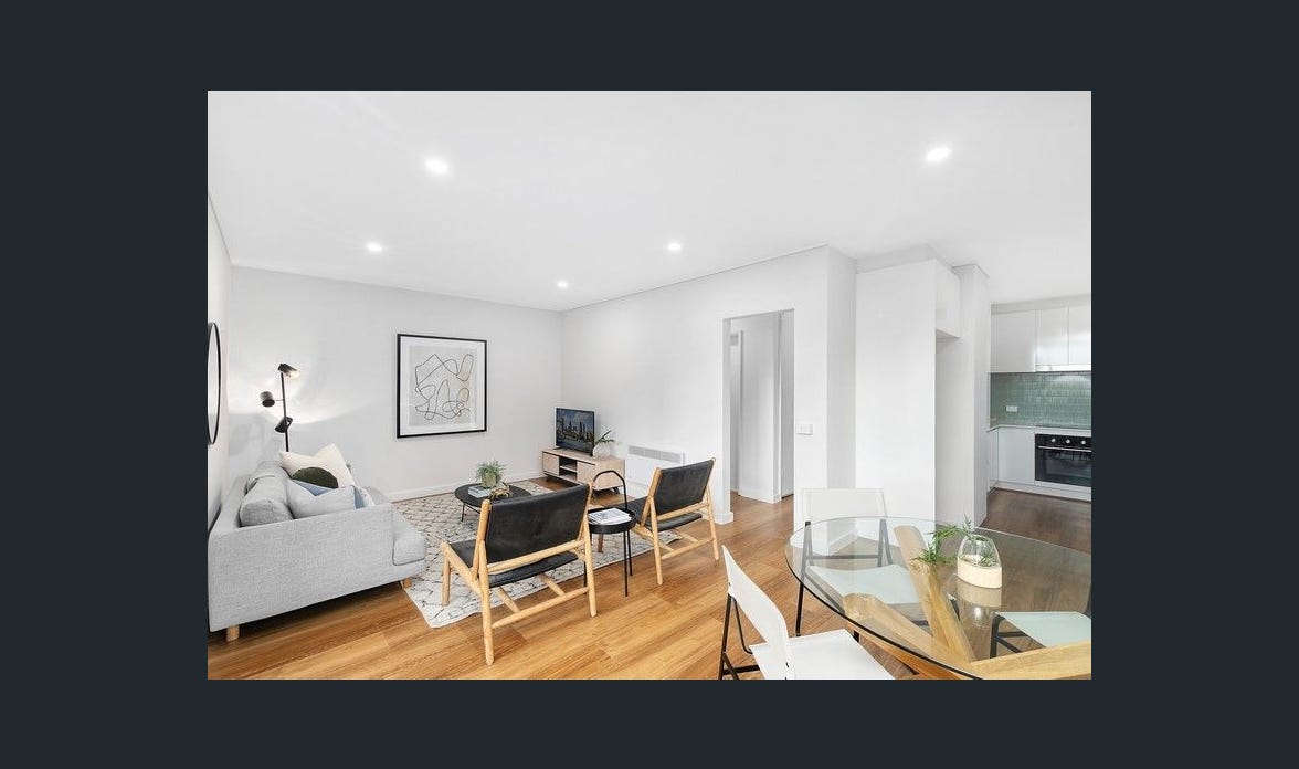 Accessible SIL Accommodation with Three Vacant Rooms on The Esplanade, Geelong — Home image 3