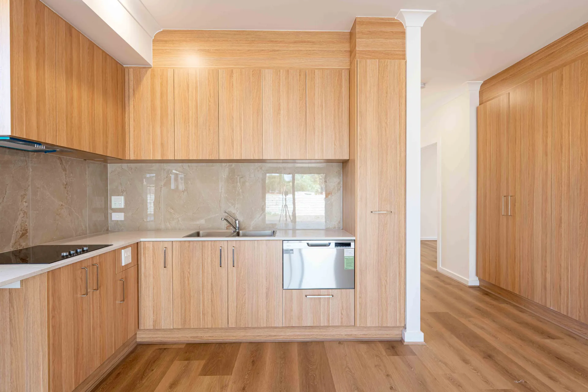 P 111 James — Home image 2