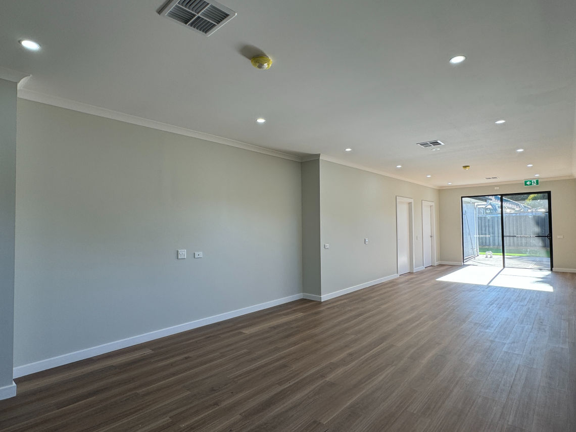 IMMACULATE SDA Home - 3 bedrooms Available with OOA- Elizabeth North — Home image 4