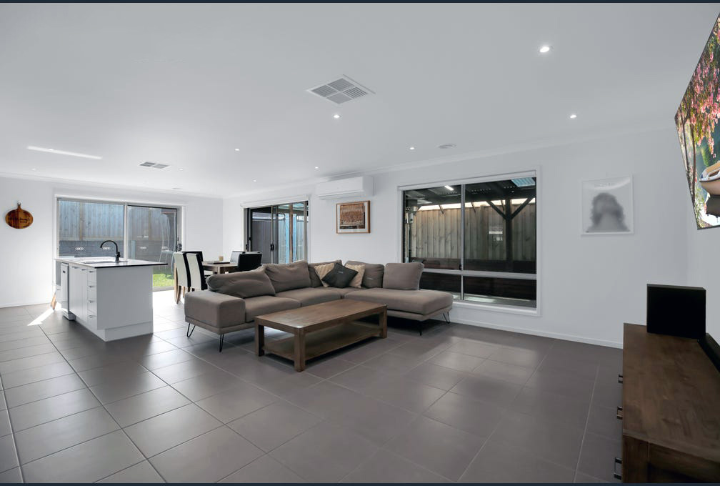 Calm & Supportive Living in Peaceful, Modern SIL Home in the Heart of Warragul — Home image 2