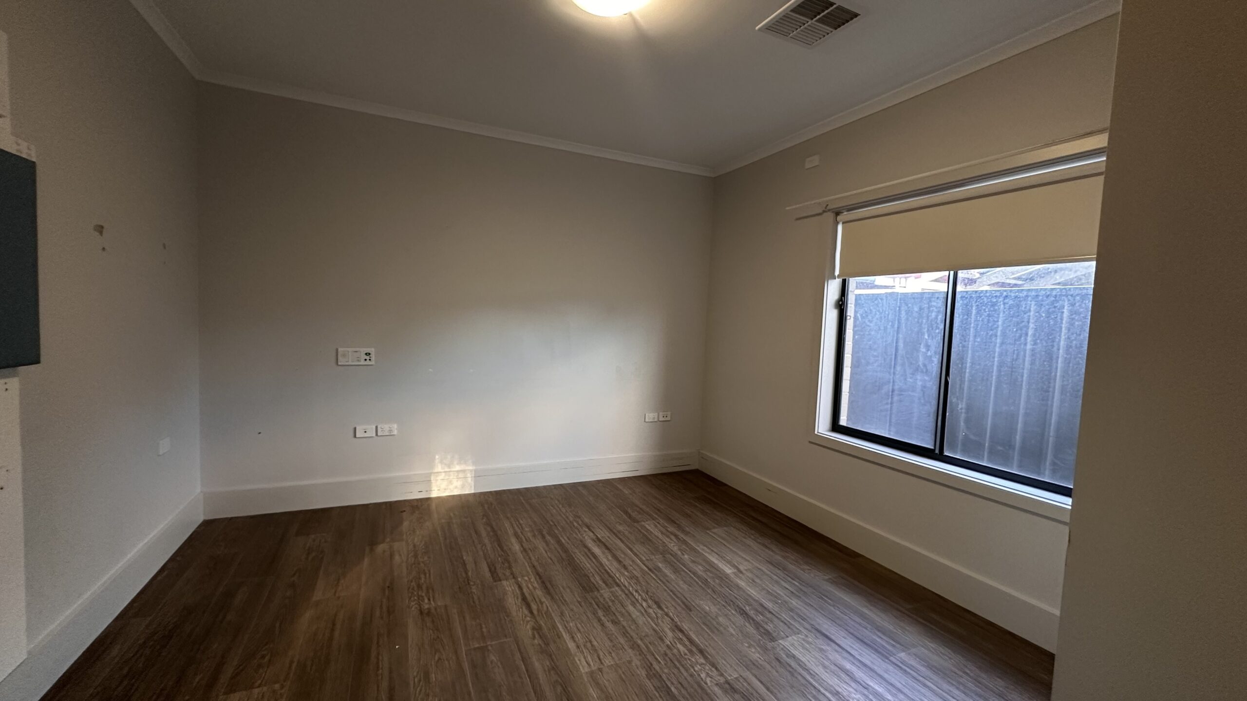 Torrensville - 1 Vacancy 4 Bedroom Residence Basic — Home image 7