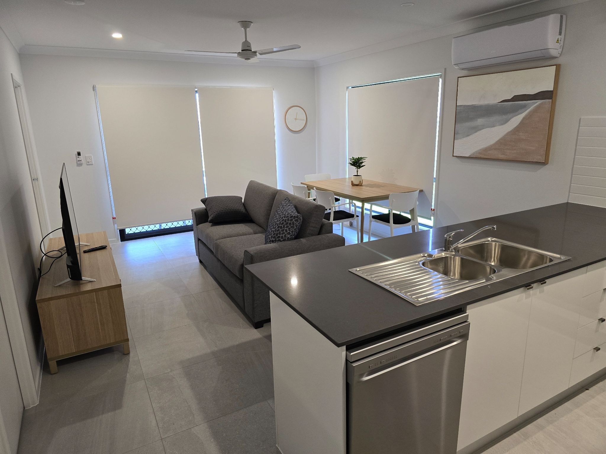 Redbank Plains — Home image 9