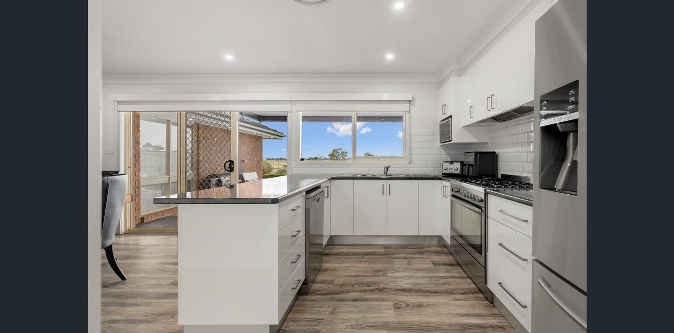 Luddenham — Home image 6