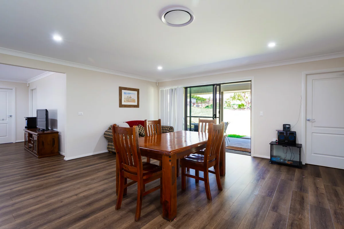 Newly built home in a quiet residental setting — Home image 5