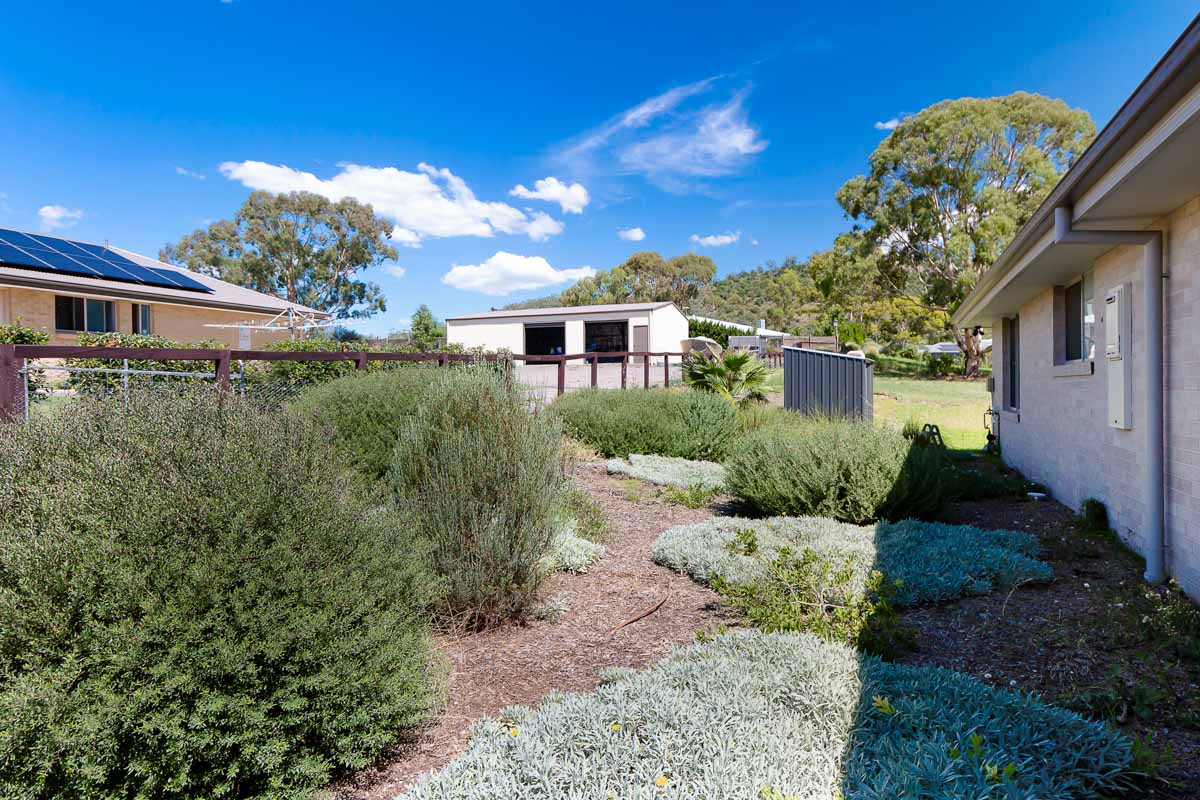 Newly built home in a quiet residental setting — Home image 11
