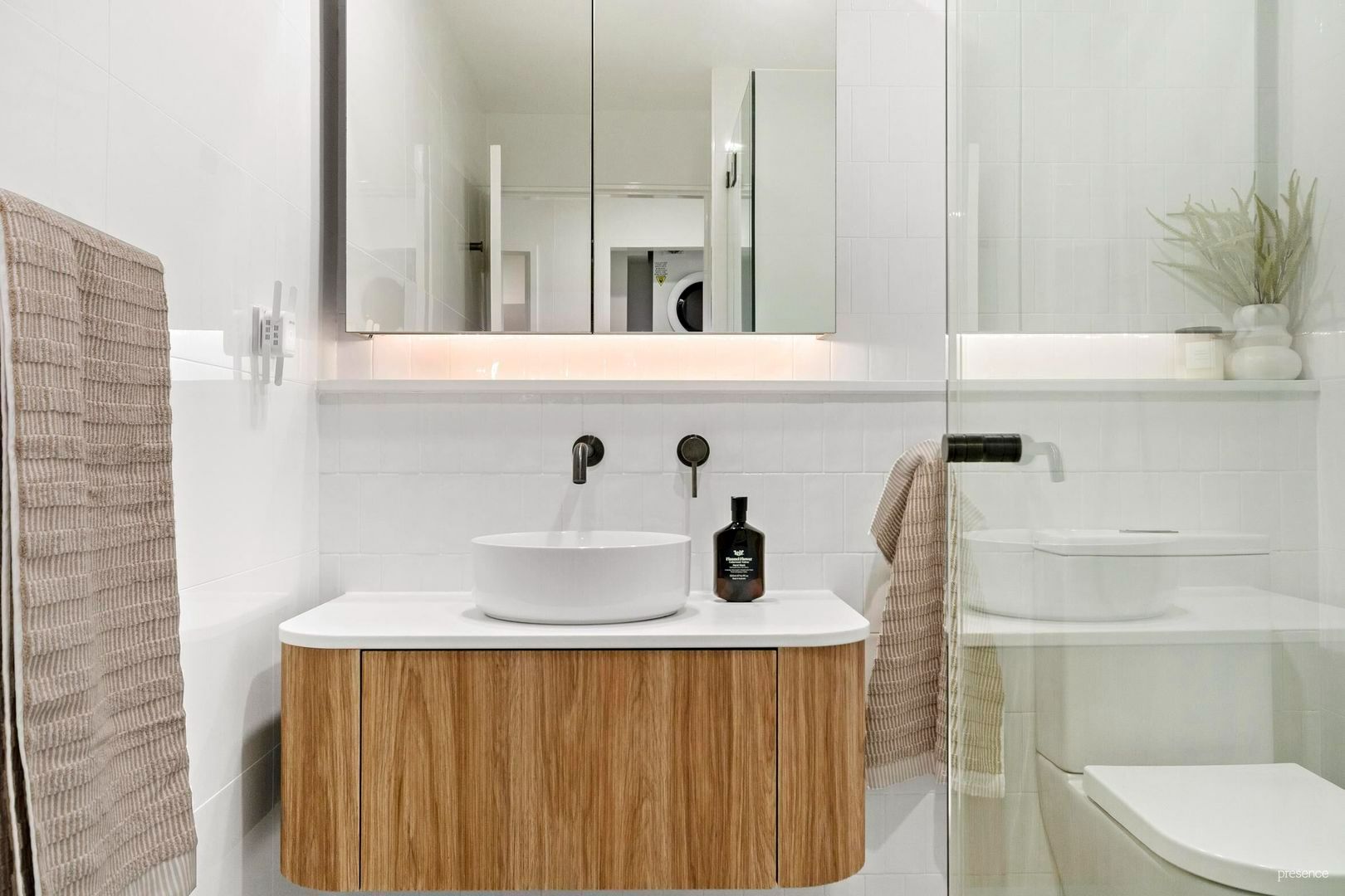 SIL Newcastle, NSW — Home image 7