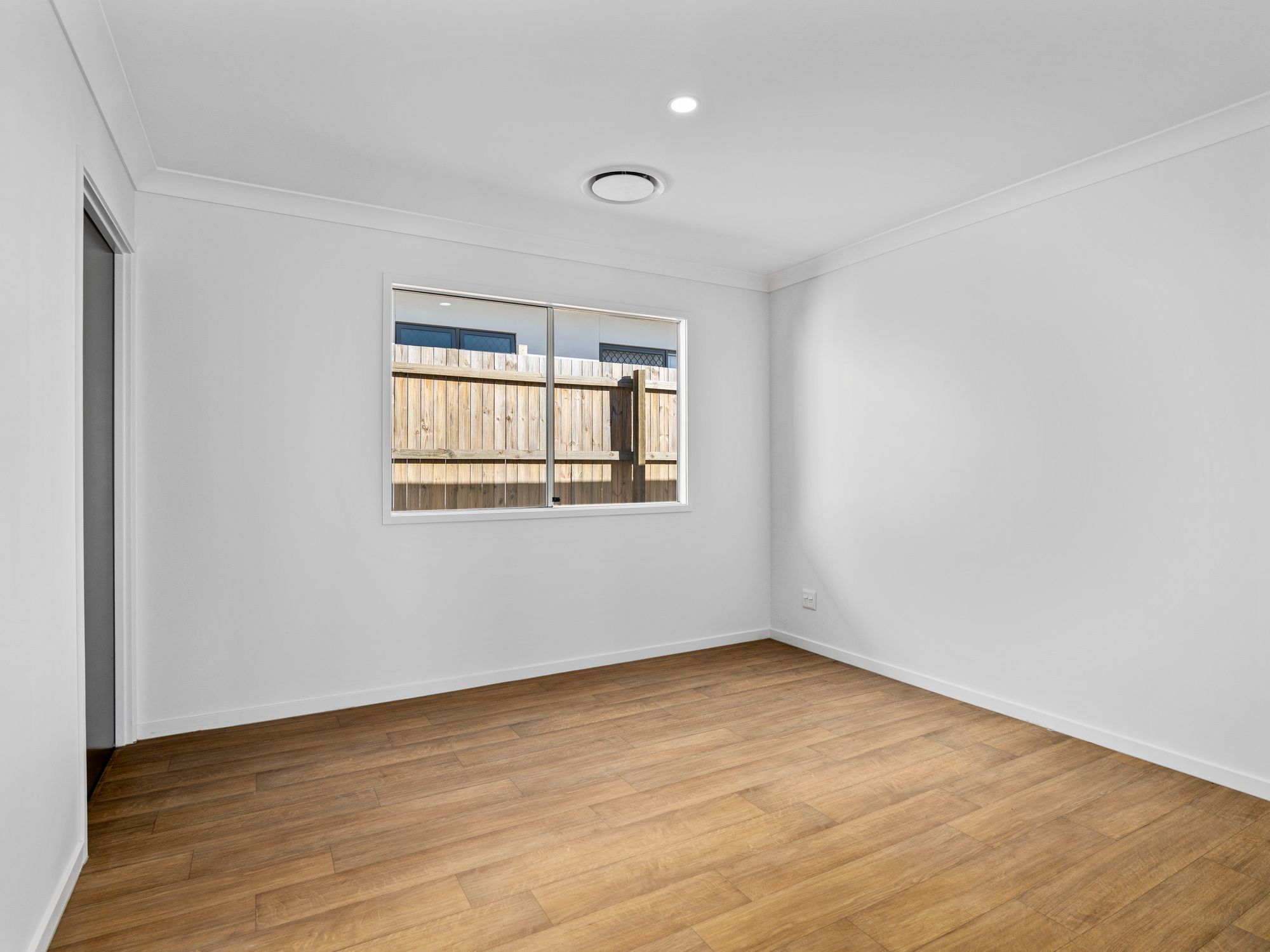 Open Plan Living at its Best! (GTA072) — Home image 4