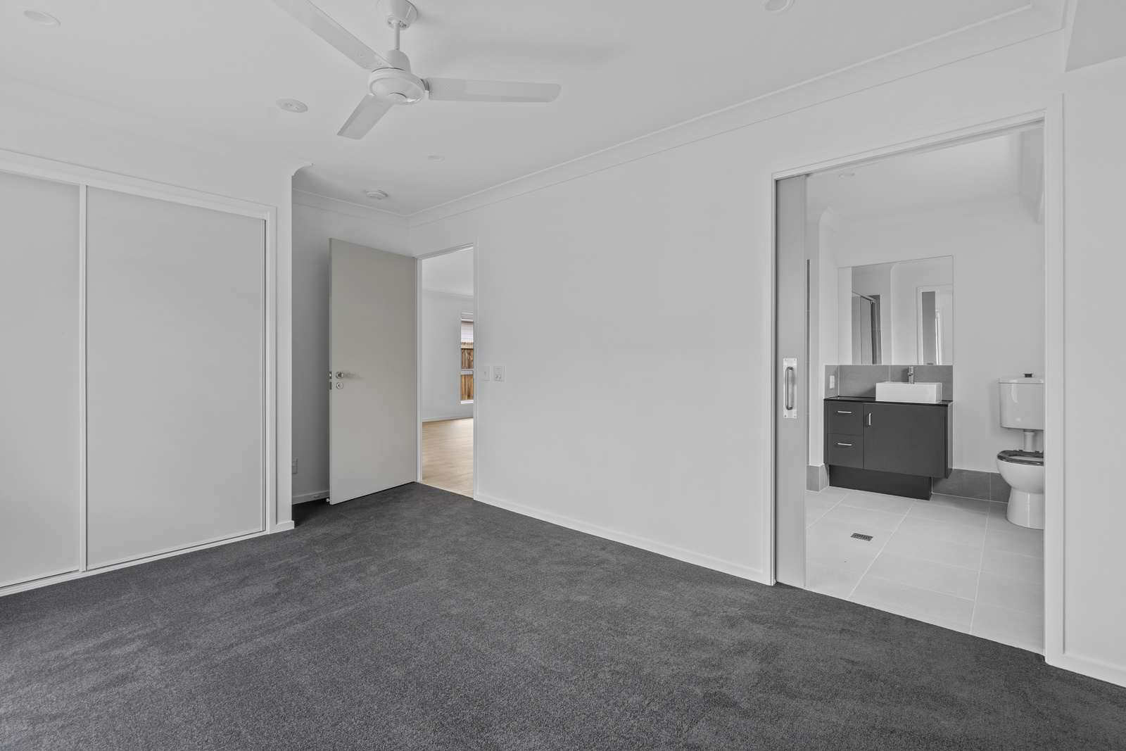 REDLAND BAY – IMPROVED LIVEABILITY HOUSE — Home image 12