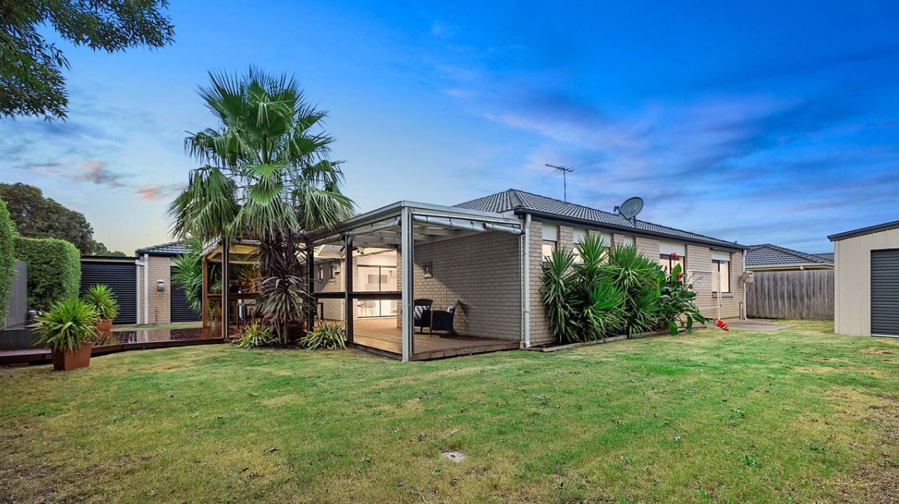 1-Bedroom available in a house with two male residents 45+ — Home image 14