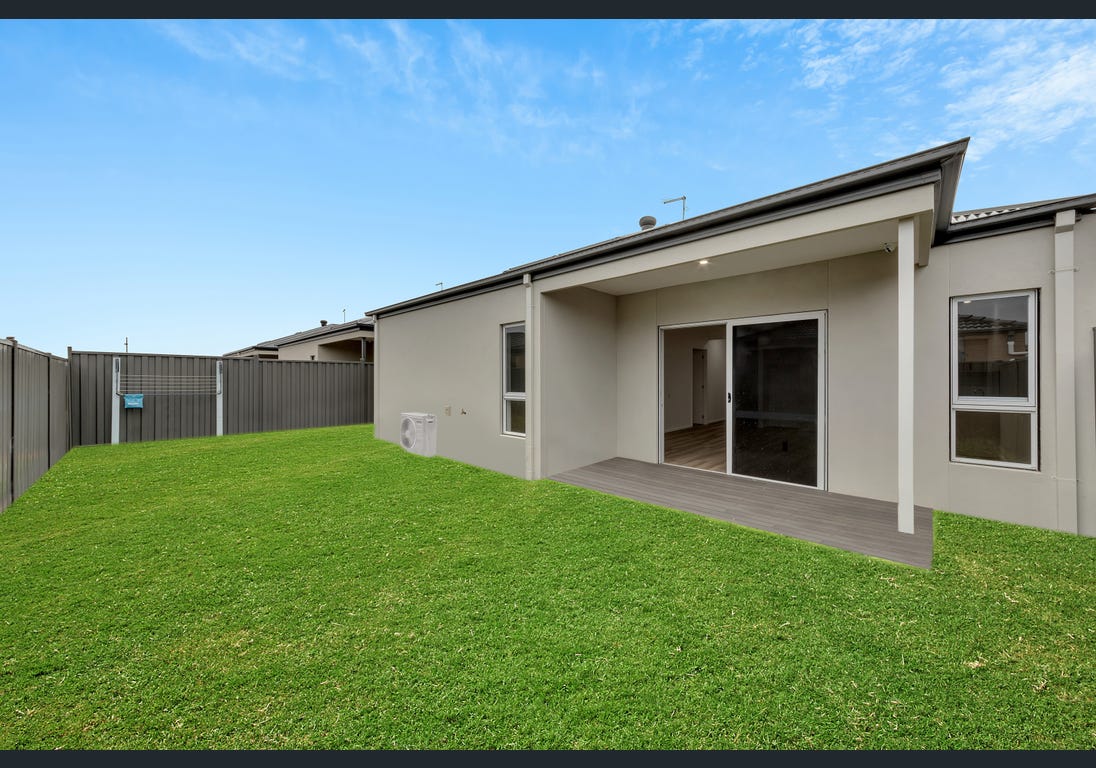 New SDA House in Huntly, VIC — Home image 6
