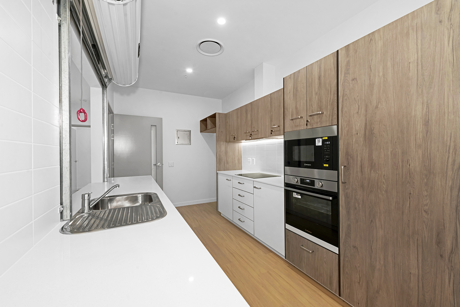 1 Robust/IL Villa remaining - bring your own supports — Home image 6