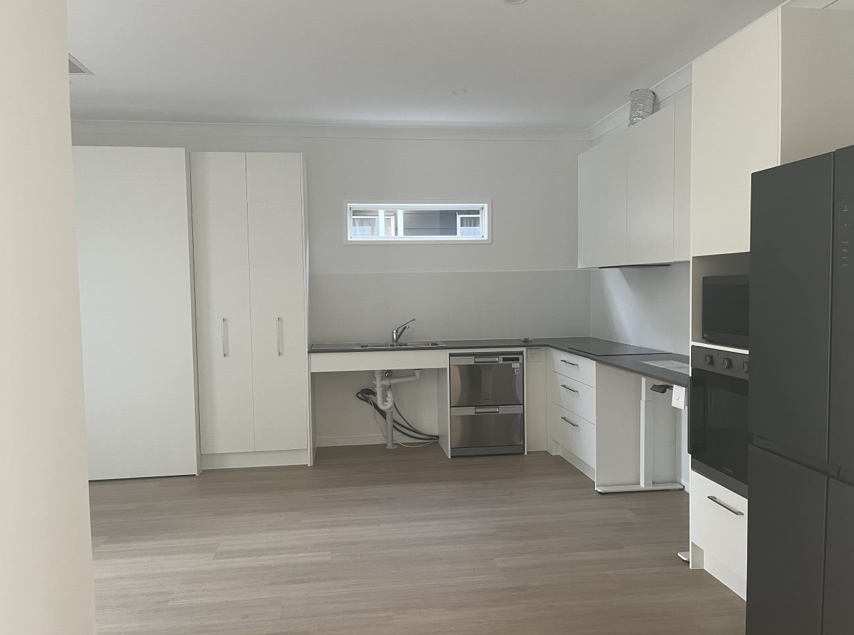 Contemporary High Physical Support SDA in Crestmead — Home image 6