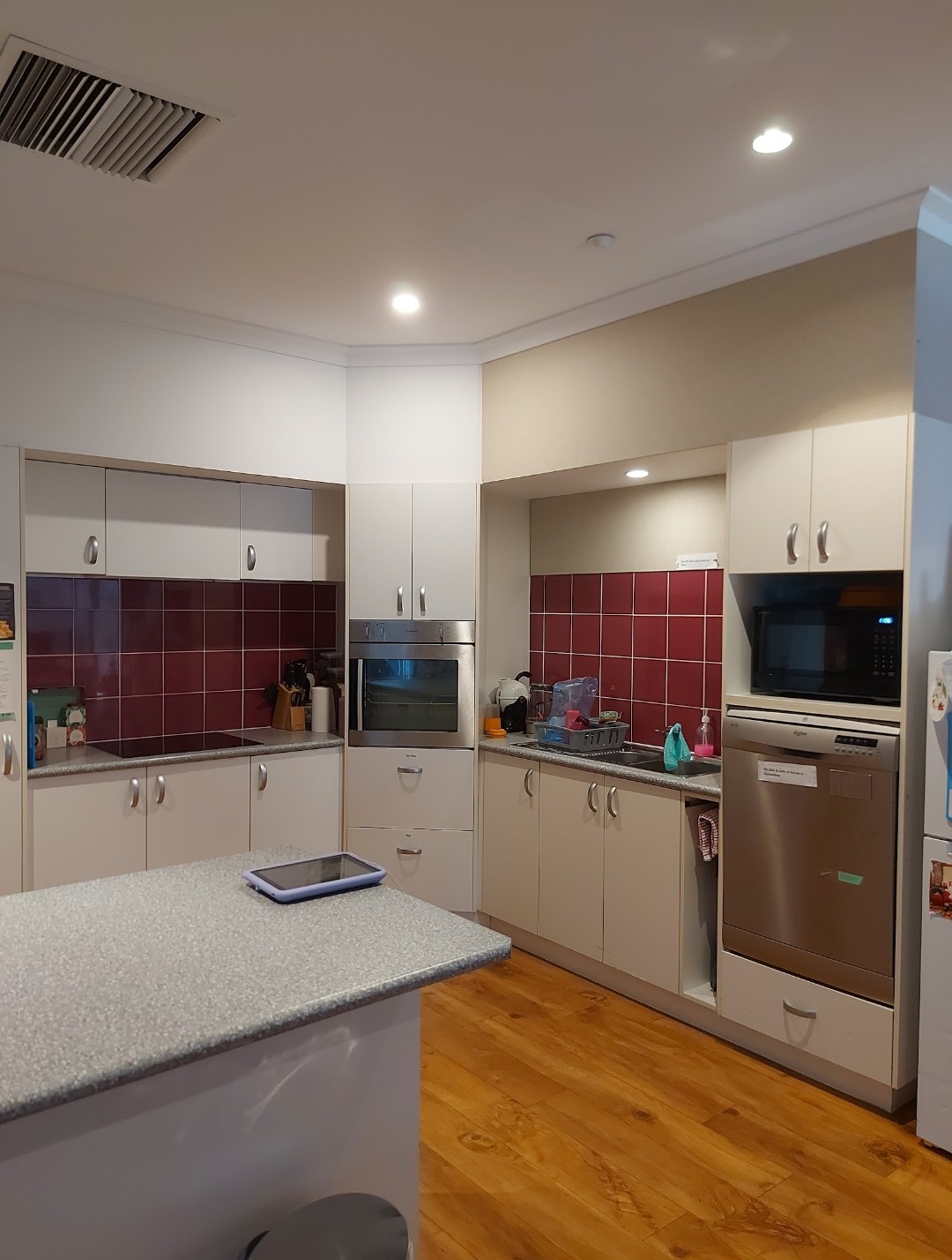 Modern Villa to share with one other person (HPS, FA or IL Funding) — Home image 2