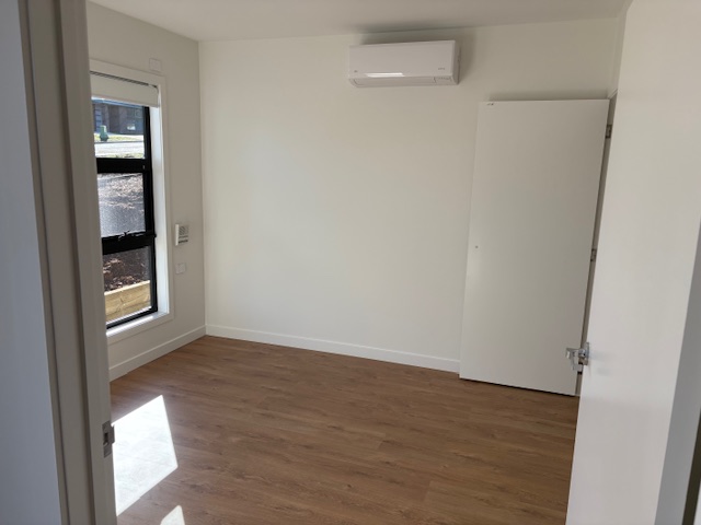Modern 3-Bedroom HPS - Norah Street, St. Leonards TAS — Home image 6