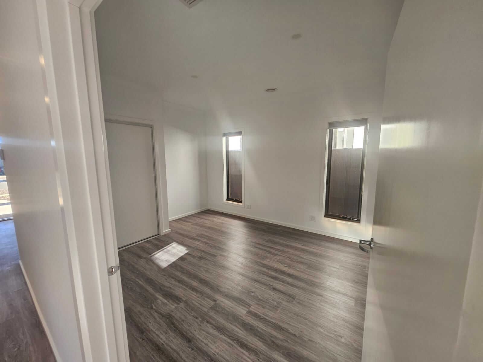 High Physical Support SDA IN Weir Views — Home image 9