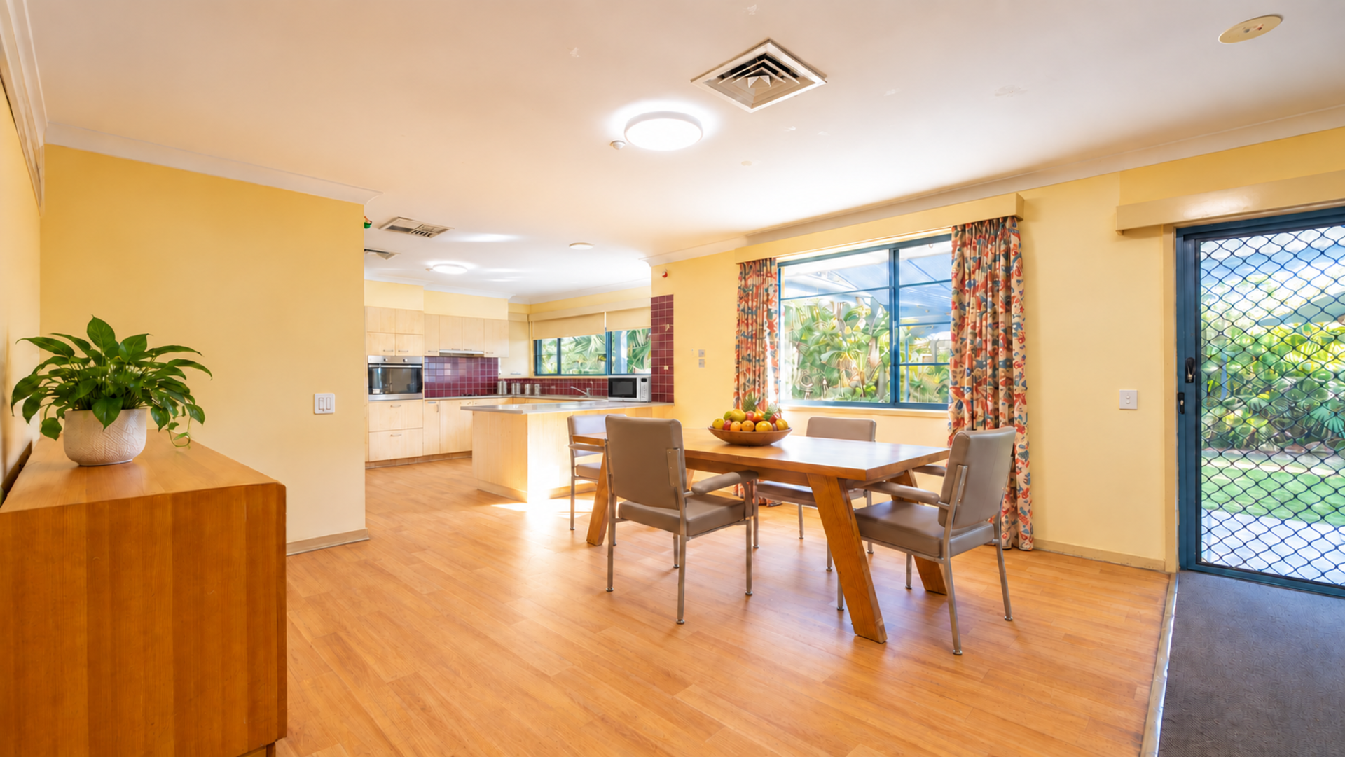 39 Banool Quadrant - Dining and Kitchen