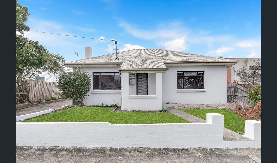 Coastal Comfort Meets 24/7 Care: Your New Home in Frankston Awaits! SIL/MTA/STA — Home image 6