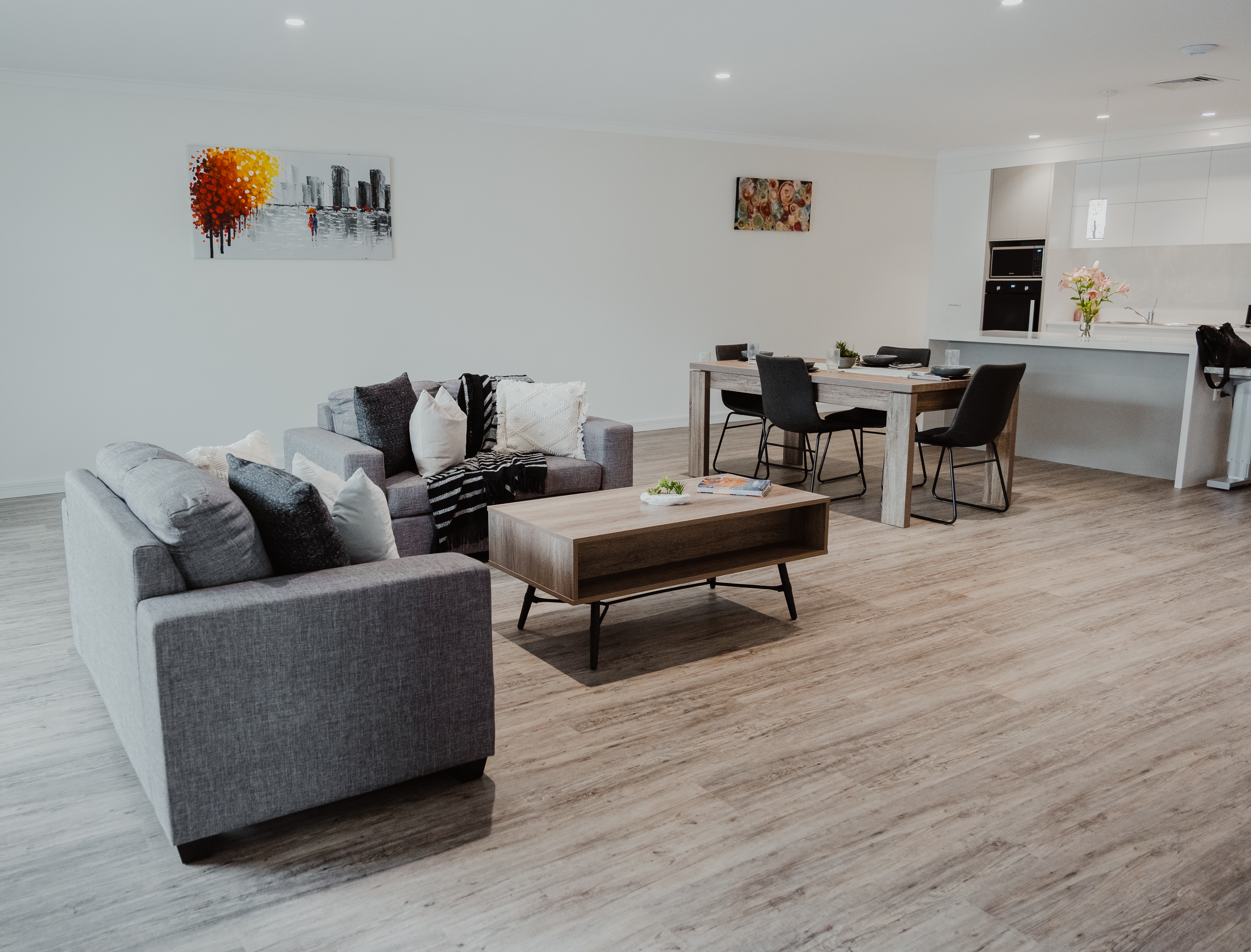 Hawkesvale Vista — Home image 2