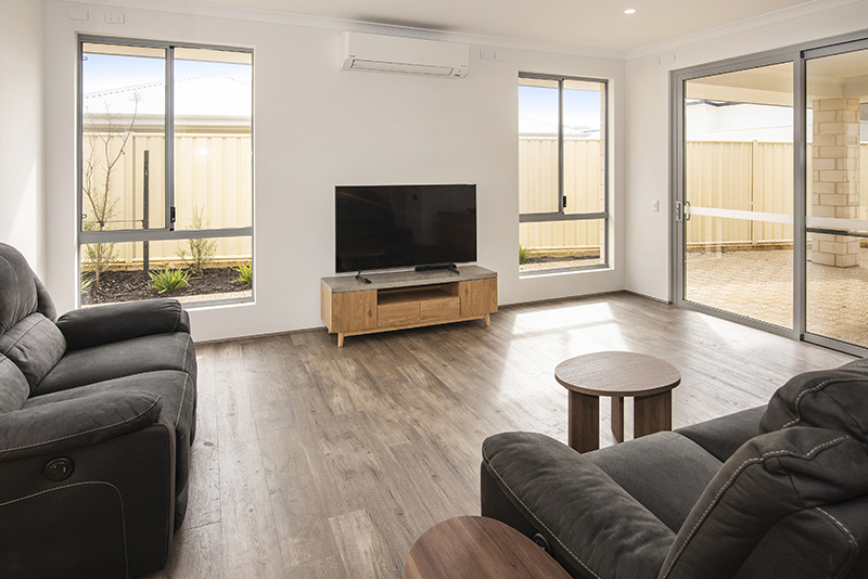 Modern High Physical Support Home with OOA Room in Dunsborough — Home image 8