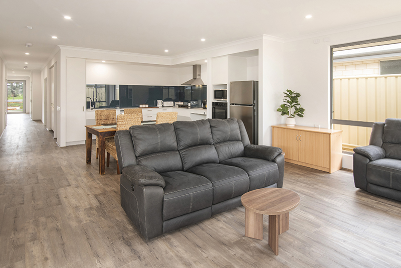 Modern High Physical Support Home with OOA Room in Dunsborough — Home image 10