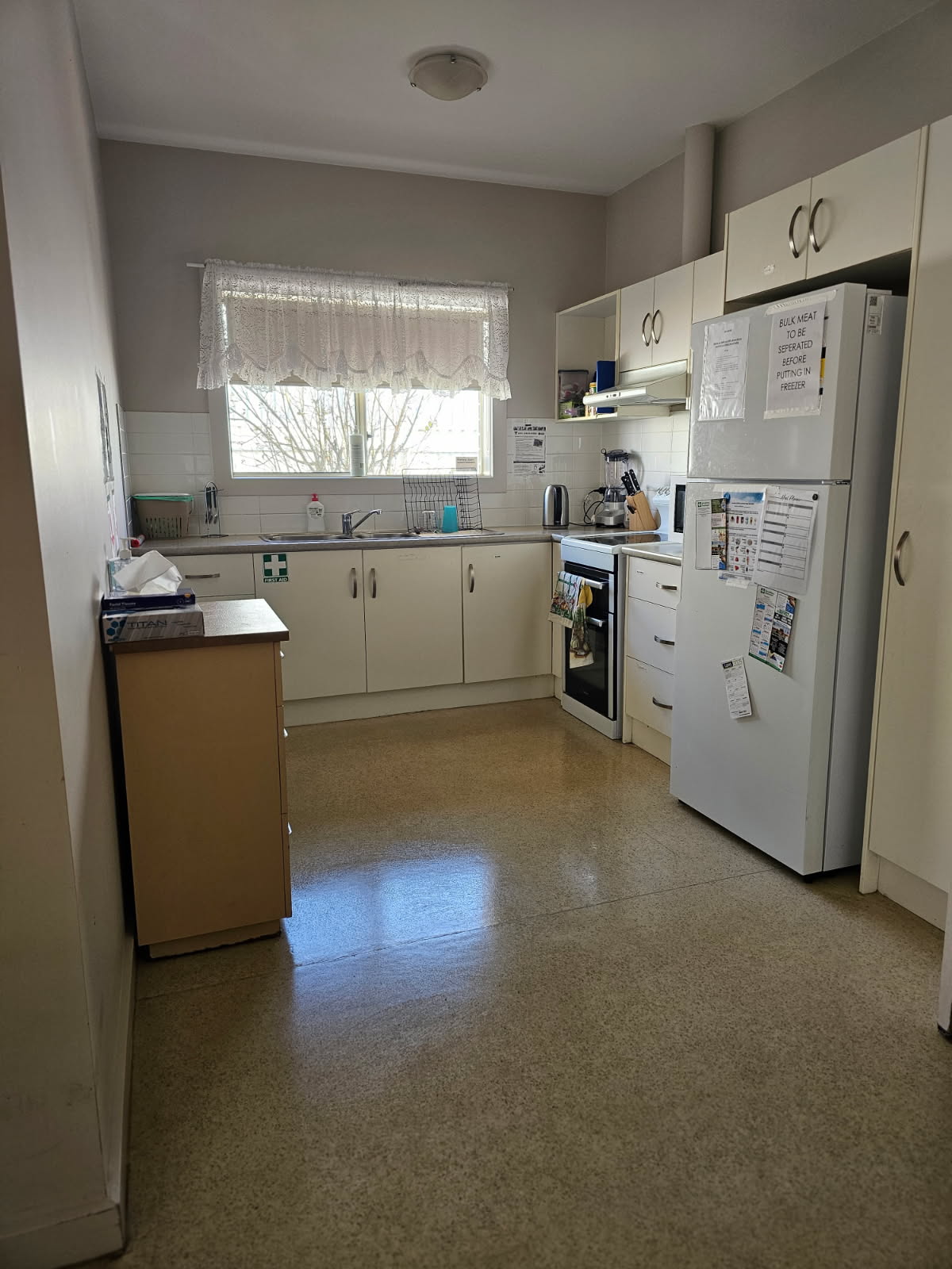 Port Pirie - 1 Vacancy 4 Bedroom Residence Basic — Home image 5