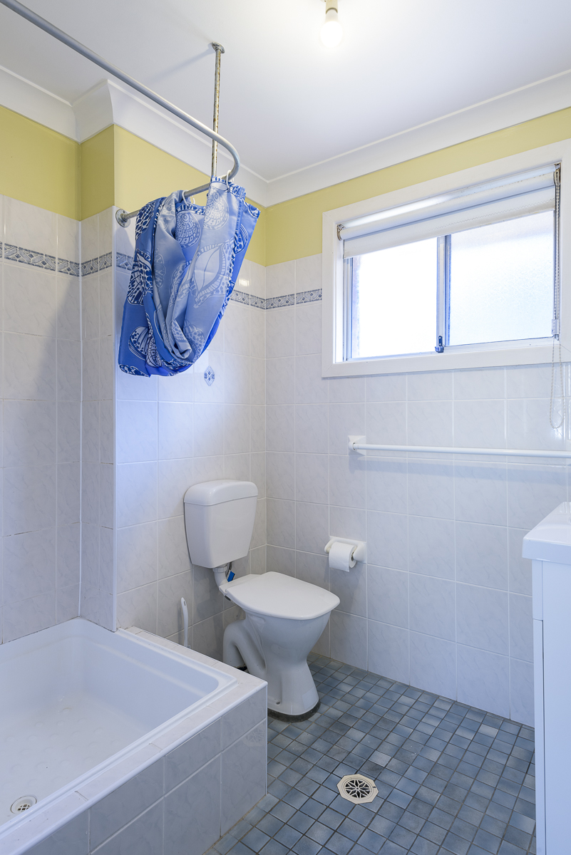 Merewether: Generously-sized self-contained villa — Home image 24