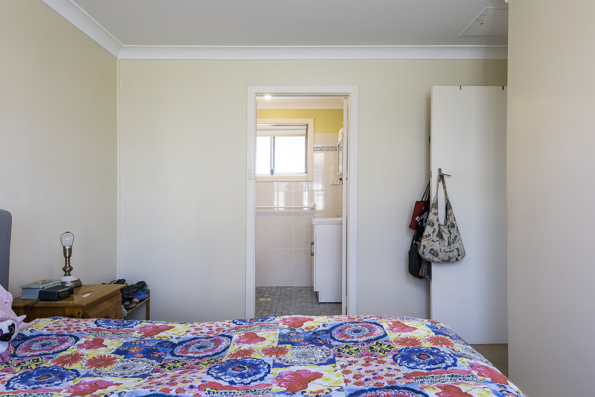 Merewether: Generously-sized self-contained villa — Home image 4