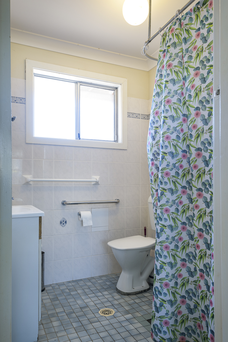 Merewether: Generously-sized self-contained villa — Home image 14