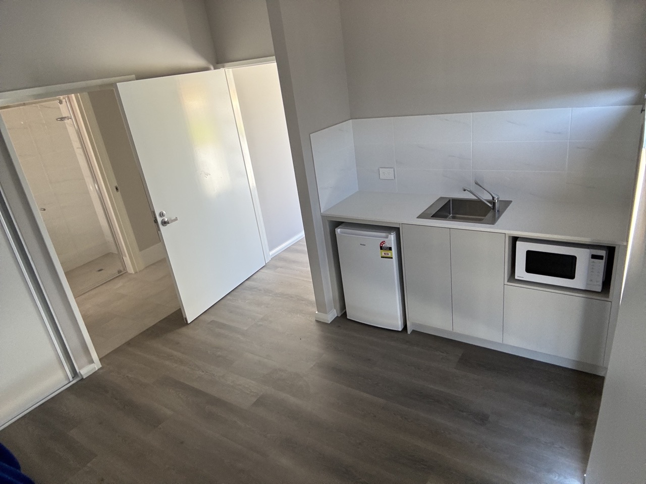 BRAND NEW - Spacious 2 Resident (HPS) (SDA) House - Byford — Home image 7