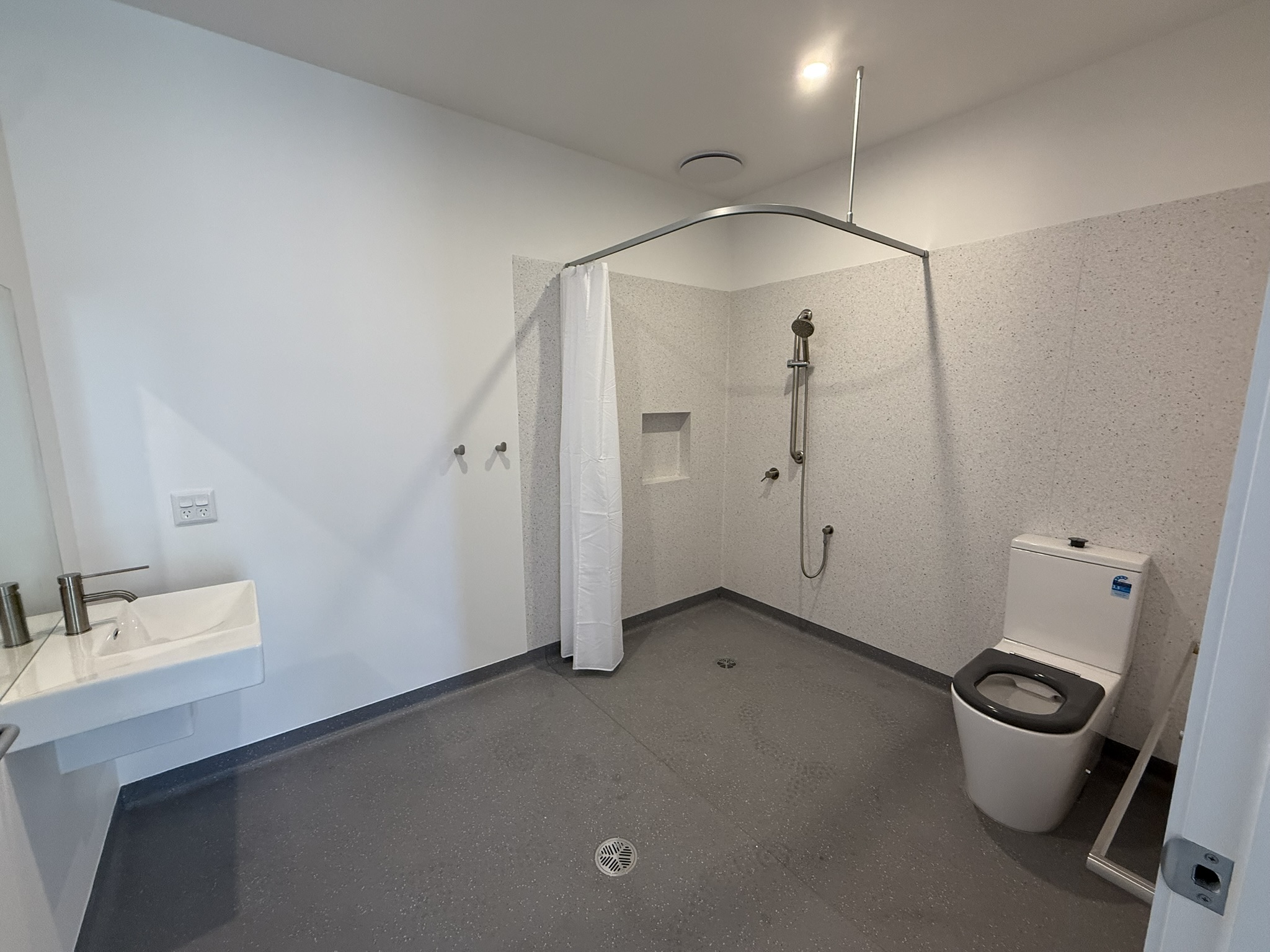 2 bedroom shared home in Malvern East — Home image 7