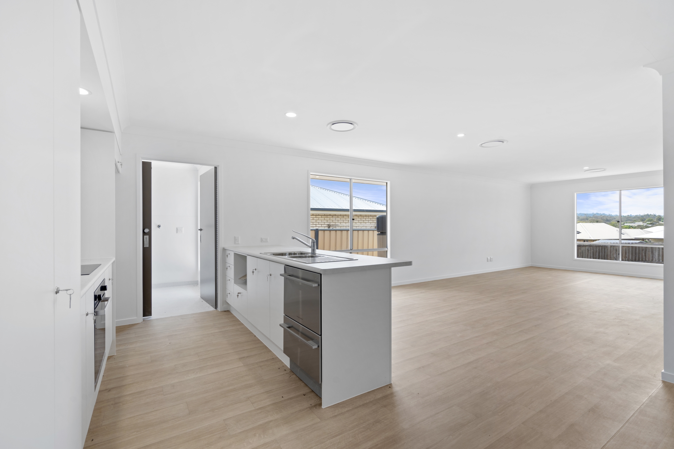 COTSWOLD HILLS, TOOWOOMBA QLD – ROBUST / IMPROVED LIVEABILITY HOUSE | CO-TENANT OPPORTUNITY — Home image 2