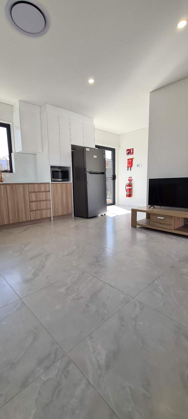 Spacious 2 bedroom Villa in Chester Hill — Home image 7