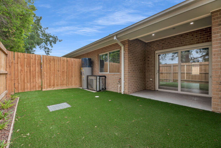 Cranbourne (Fairbairn Road) — Home image 20