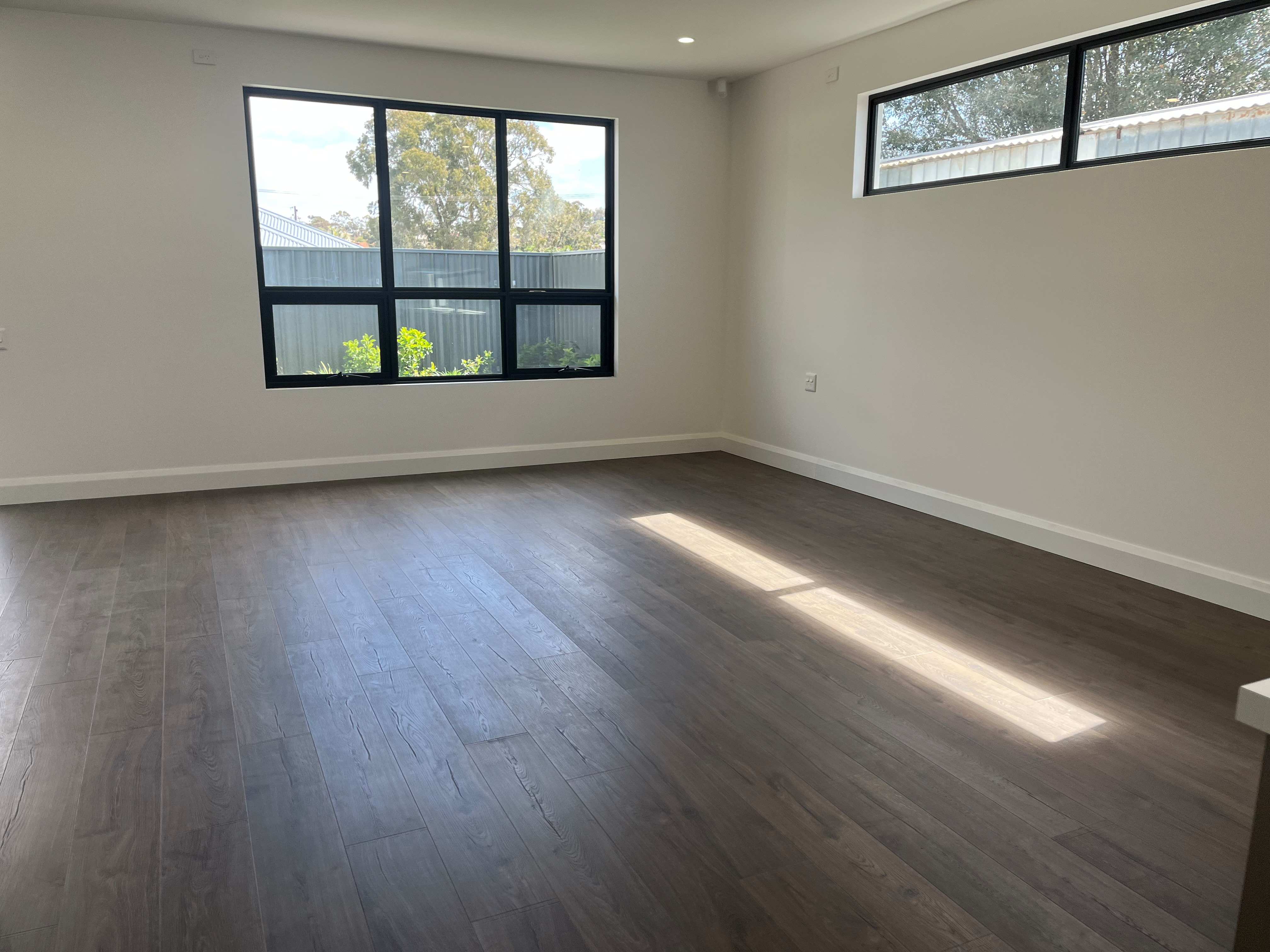 Bright, Modern Living in Morphett Vale — Home image 14