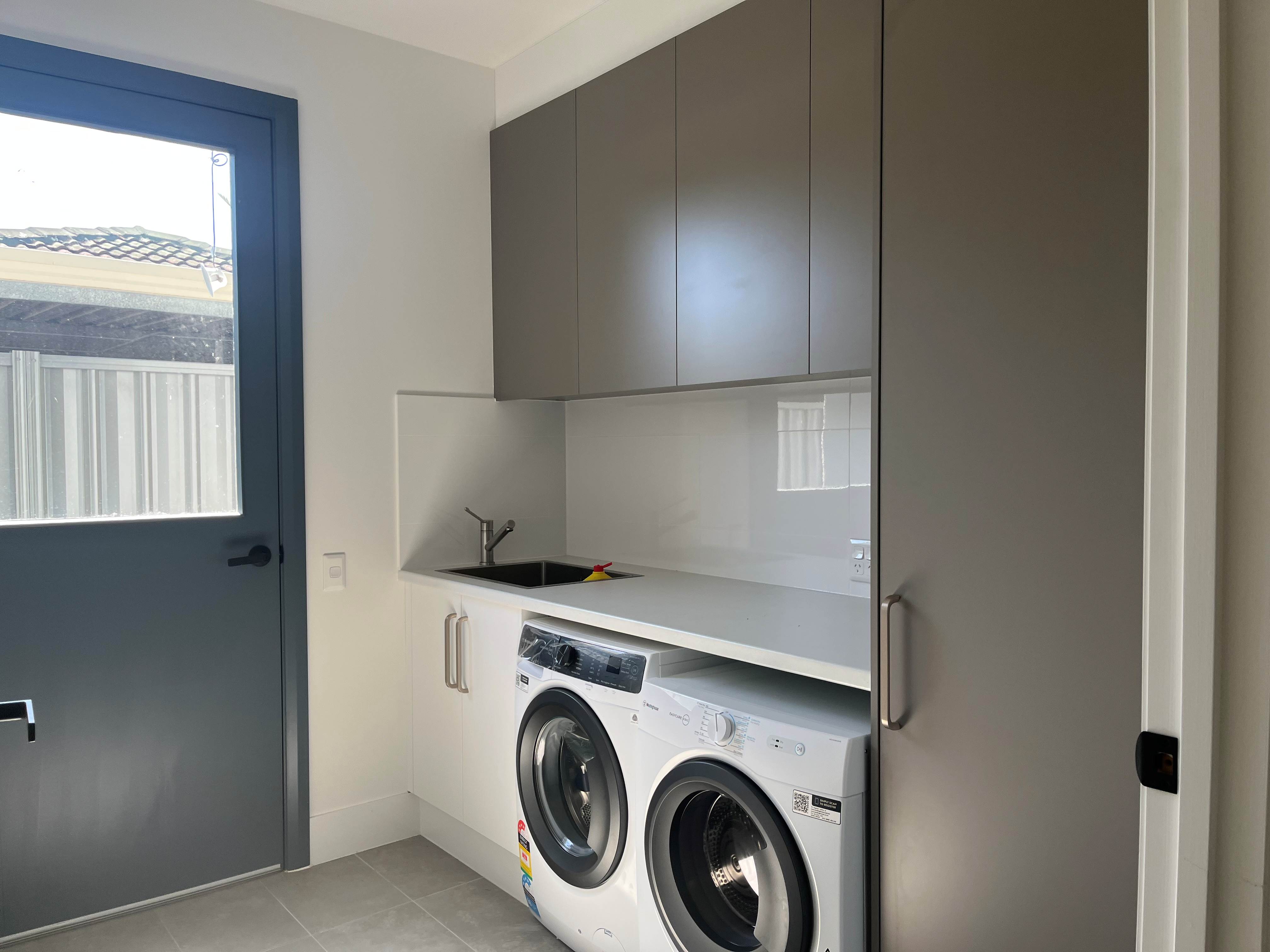 Bright, Modern Living in Morphett Vale — Home image 20
