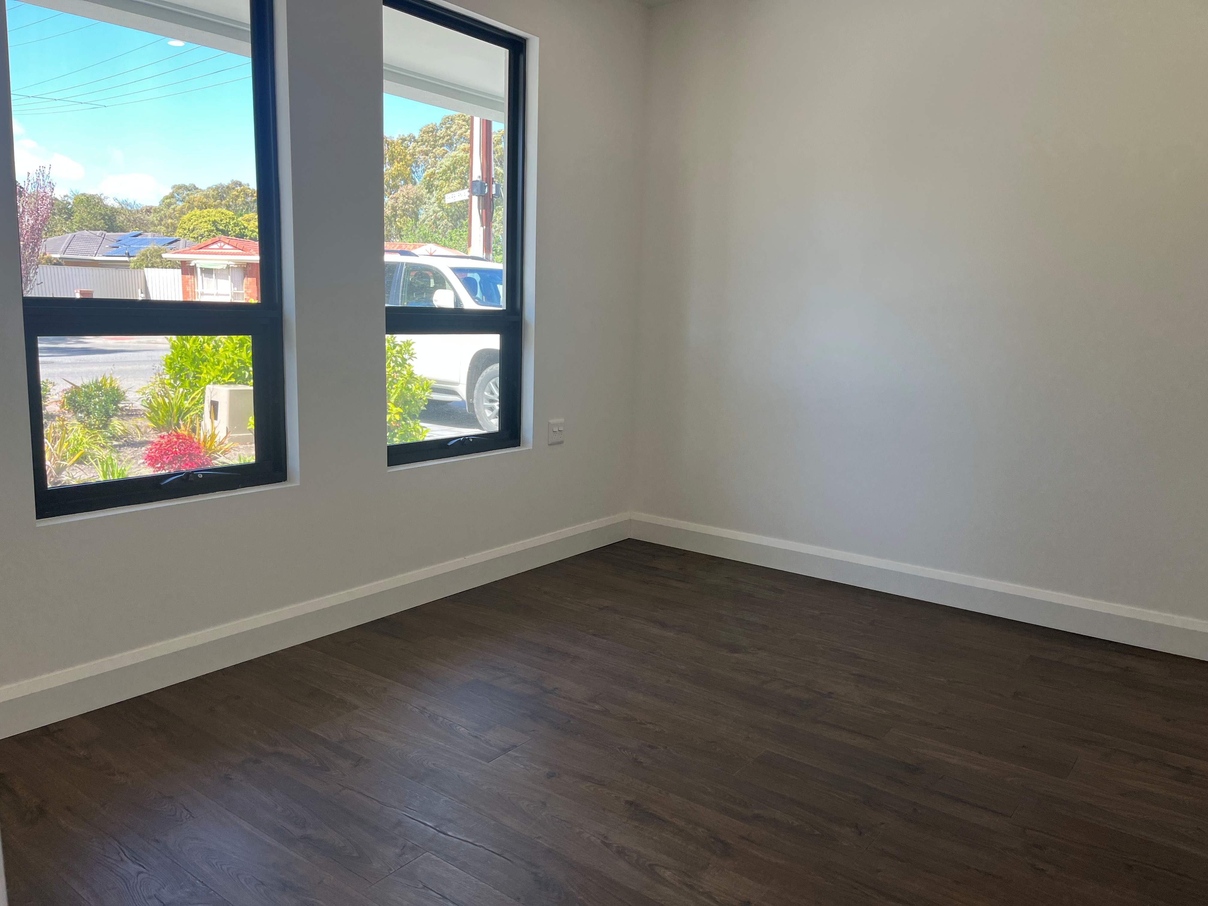 Bright, Modern Living in Morphett Vale — Home image 6