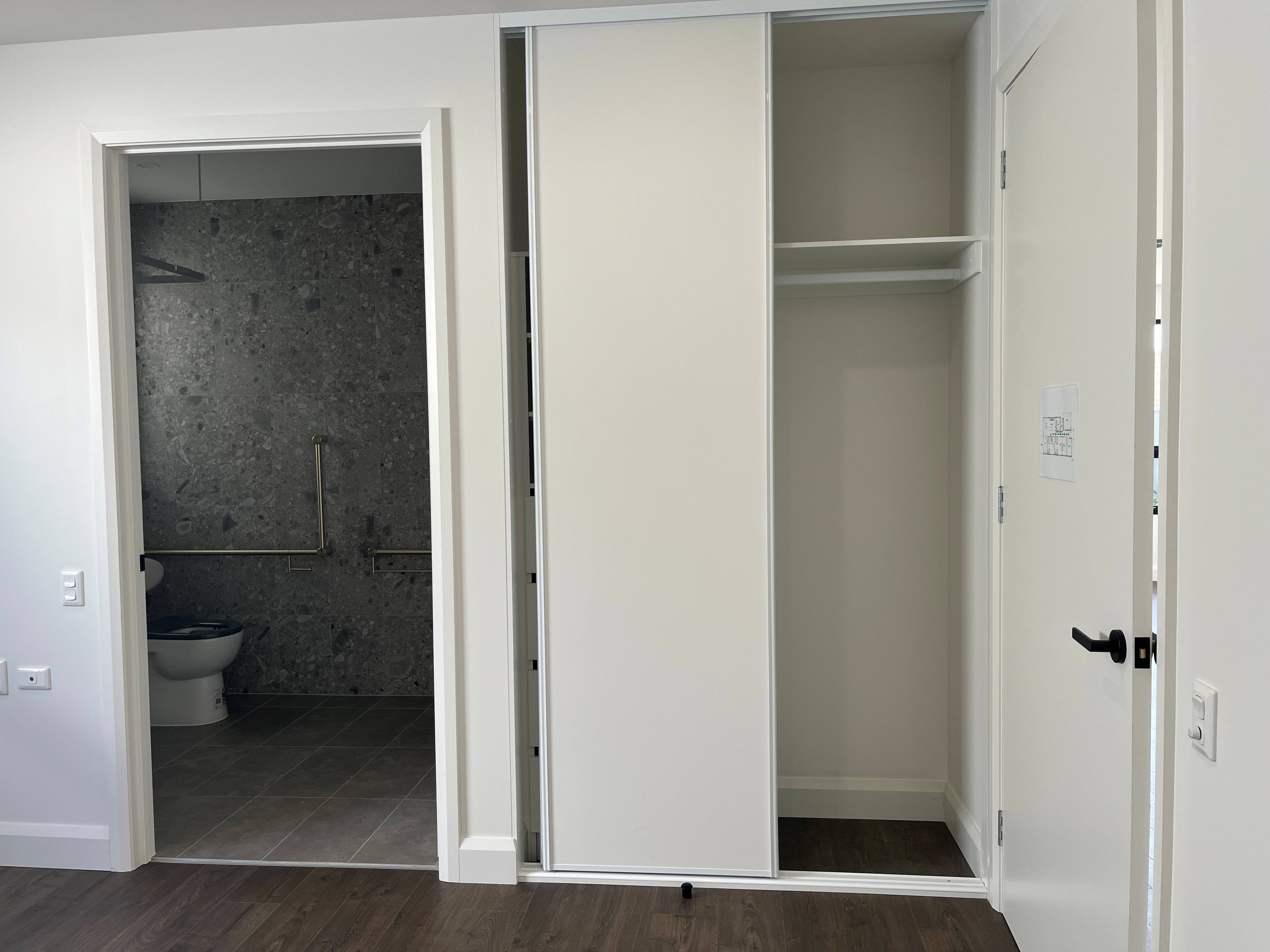 Bright, Modern Living in Morphett Vale — Home image 7