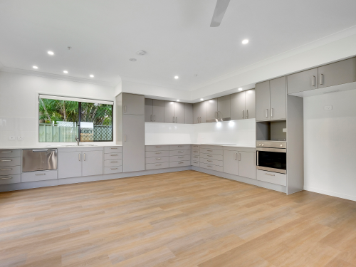 Don’t Miss Out - Feel at Home in Logan Reserve, ONLY 1 Room Available — Home image 4