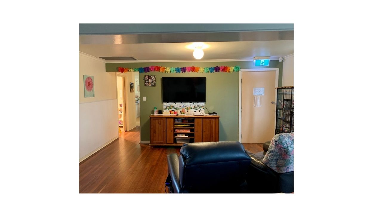 MURRAY BRIDGE - AVAILABLE SOON! Share Home/Improved Livability — Home image 2